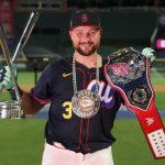 Mariners slugger makes history with Home Run Derby win