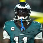 Eagles’ A.J. Brown goes without a target in first half vs Cowboys