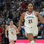 UConn women’s basketball starts fast, smokes St. John’s: Highlights